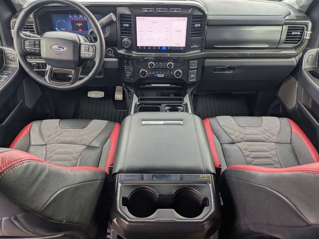 Used 2024 Ford F-250SD Lariat Truck