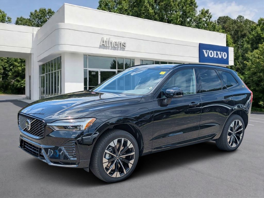 2026 Volvo XC60 plug-in hybrid