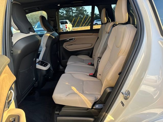 2026 Volvo XC90 Core - Photo 32