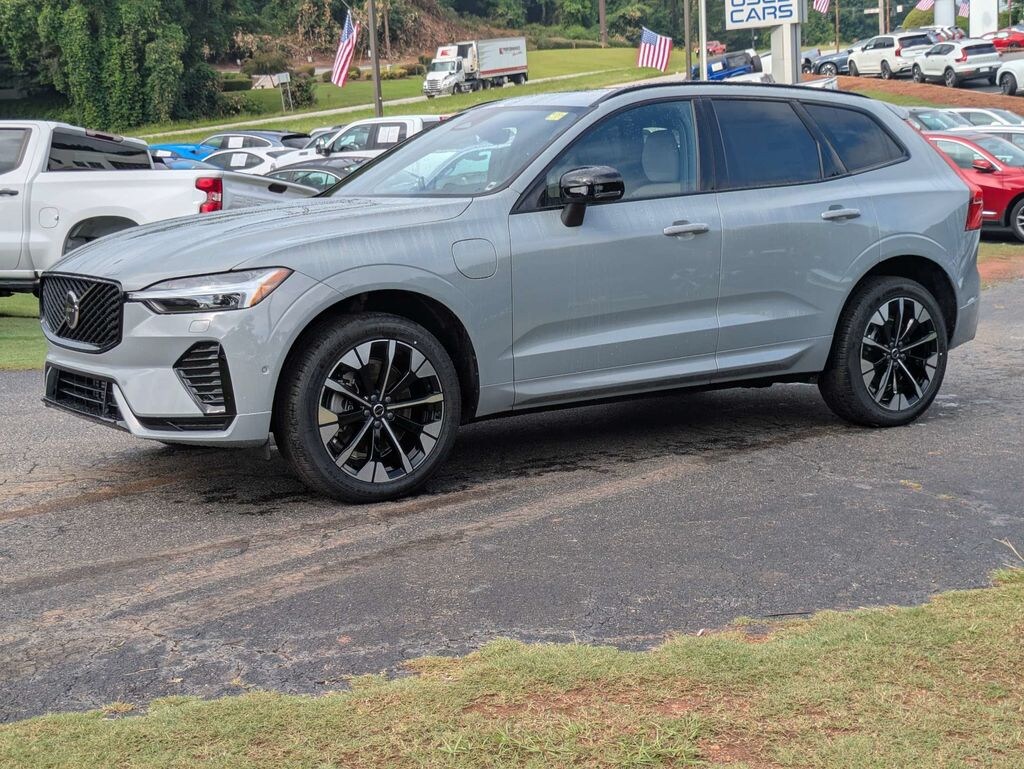 New 2026 Volvo XC60 plug-in hybrid T8 Plus SUV