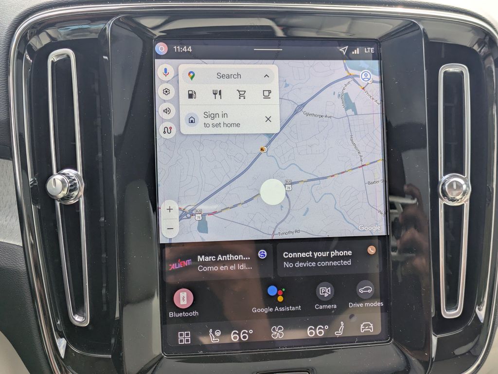 2026 Volvo XC40 Plus - Photo 23