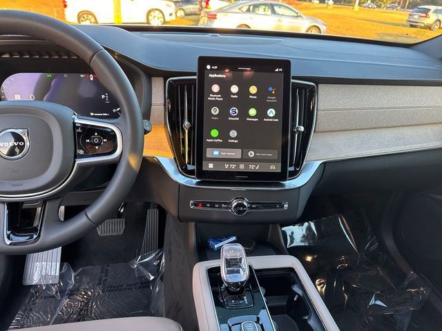 2026 Volvo XC90 Core - Photo 22