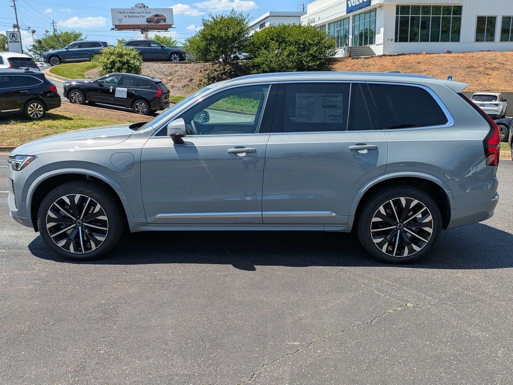 New 2026 Volvo XC90 plug-in hybrid T8 Plus 7-Seater SUV