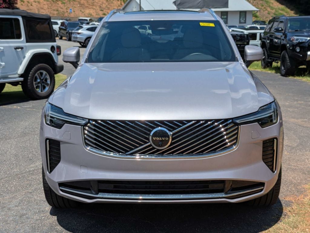 2026 Volvo XC90 Plus - Photo 9