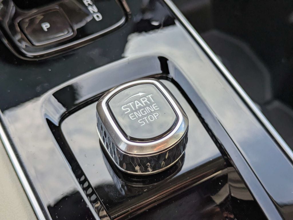 2026 Volvo XC90 Ultra - Photo 29