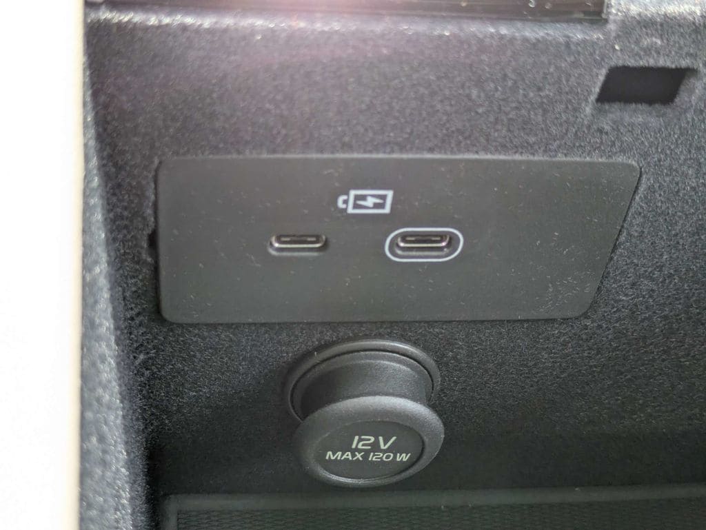 2026 Volvo XC90 Core - Photo 27