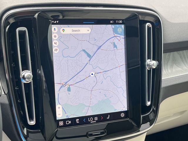 2025 Volvo XC40 Plus - Photo 25