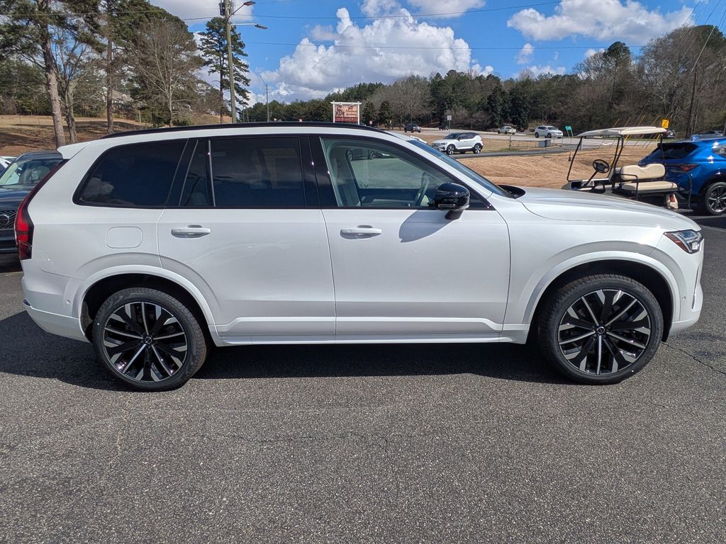 2026 Volvo XC90 Ultra - Photo 7