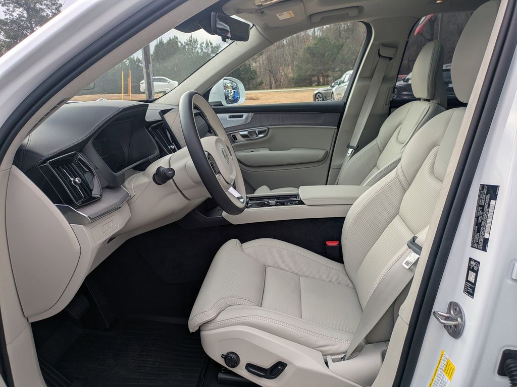 2026 Volvo XC90 Ultra - Photo 23