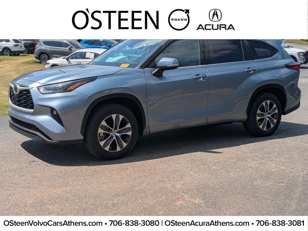 Used 2022 Toyota Highlander XLE SUV