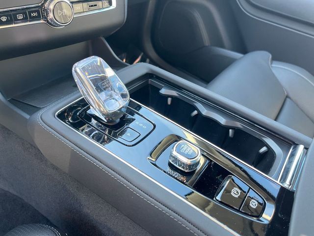 2025 Volvo XC90 Ultra - Photo 30