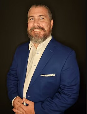 Staff member James B. from ID_11e6a9