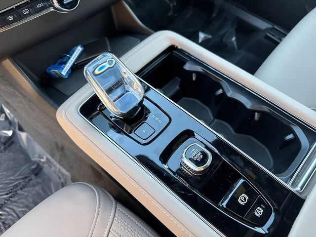 2026 Volvo XC90 Core - Photo 30