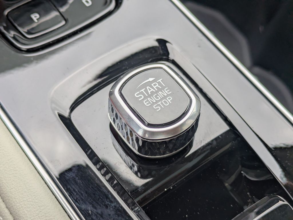 2026 Volvo XC90 Ultra - Photo 29