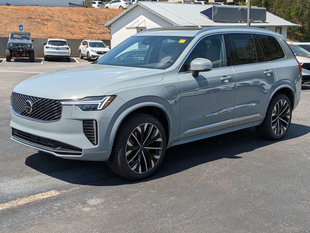 New 2026 Volvo XC90 plug-in hybrid T8 Plus 7-Seater SUV