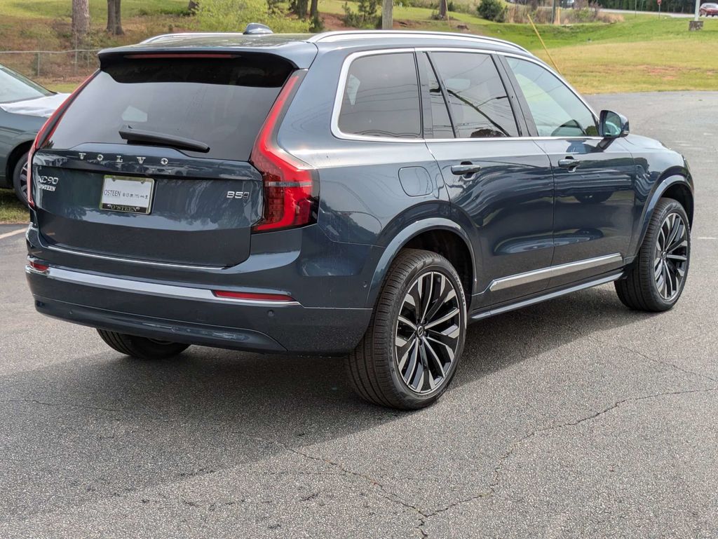 2026 Volvo XC90 Core - Photo 6