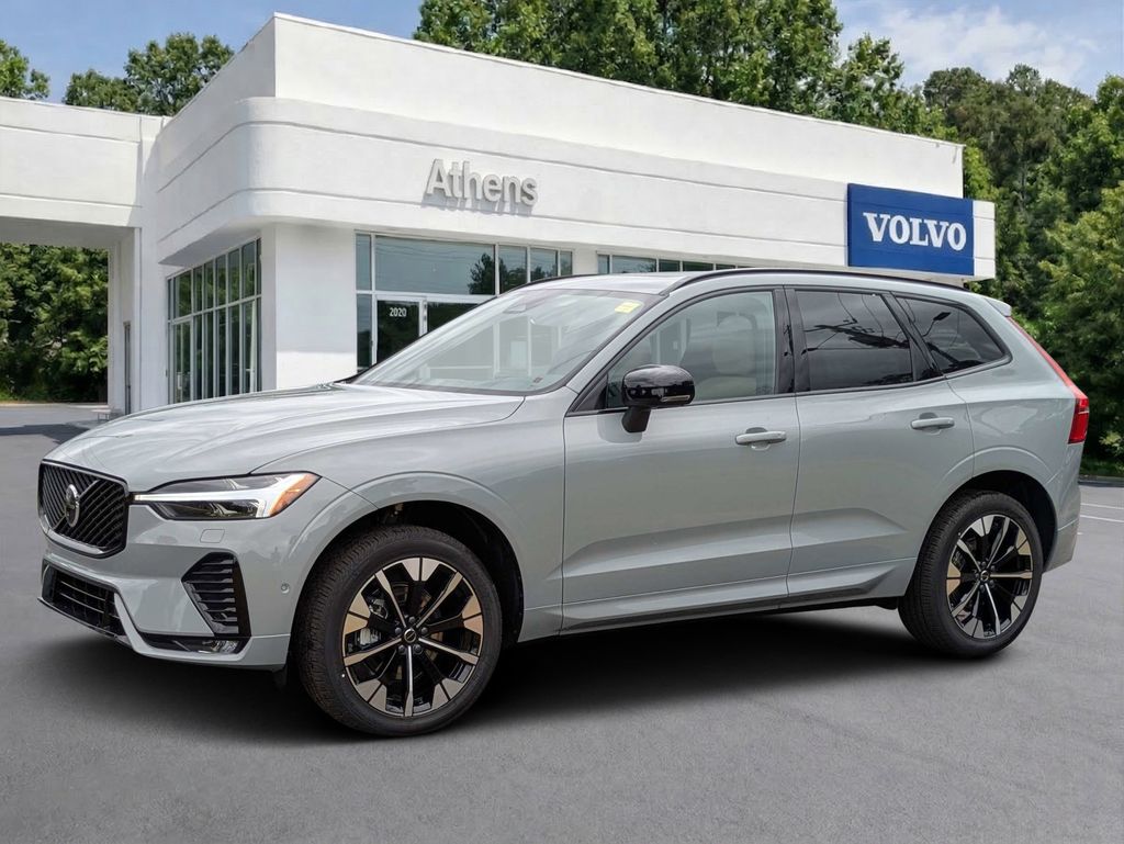 2026 Volvo XC60 B5 Plus Dark AWD's photo