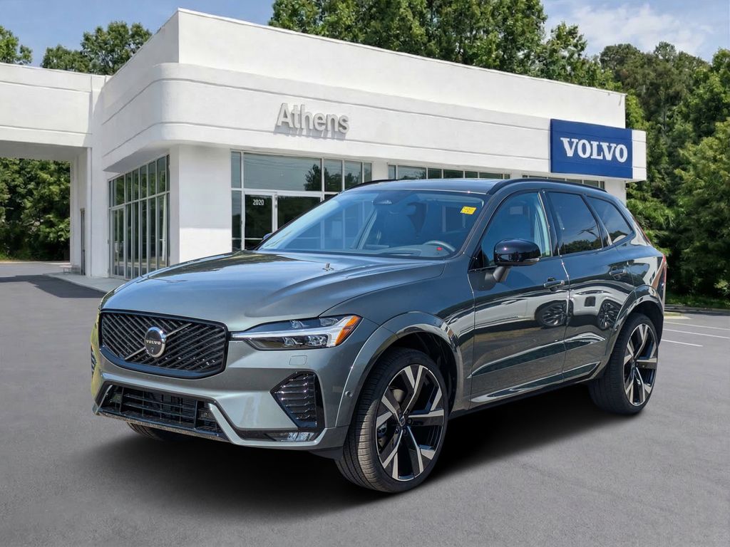 2026 Volvo XC60 B5 Ultra Dark AWD's photo