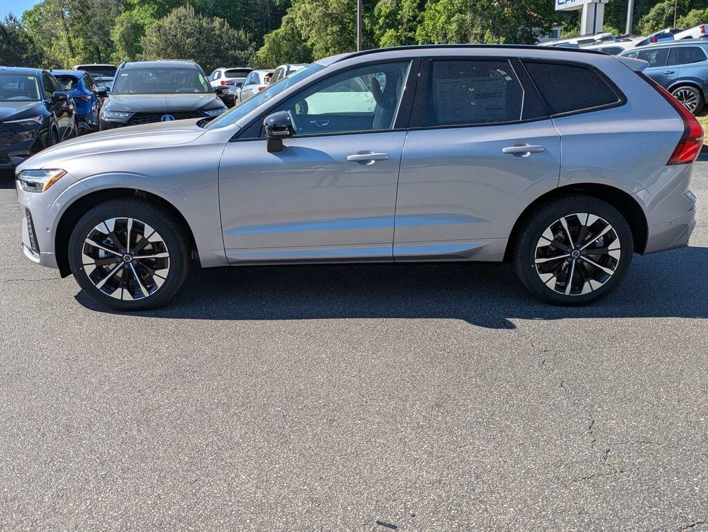 New 2026 Volvo XC60 B5 Plus SUV