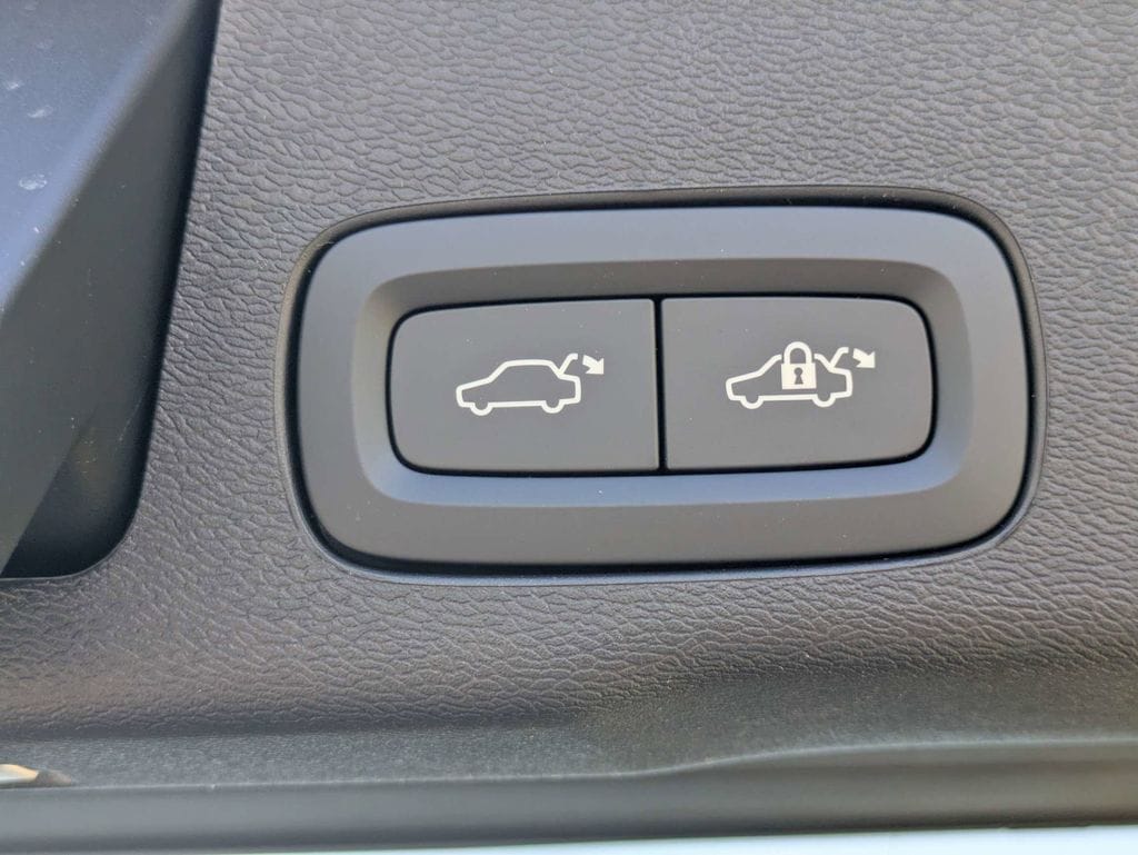 2026 Volvo XC60 Ultra - Photo 14