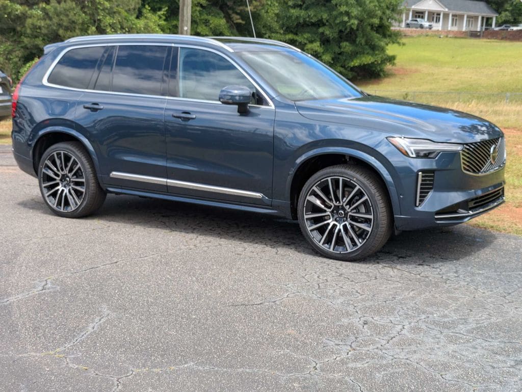 New 2026 Volvo XC90 B6 Plus 7-Seater SUV