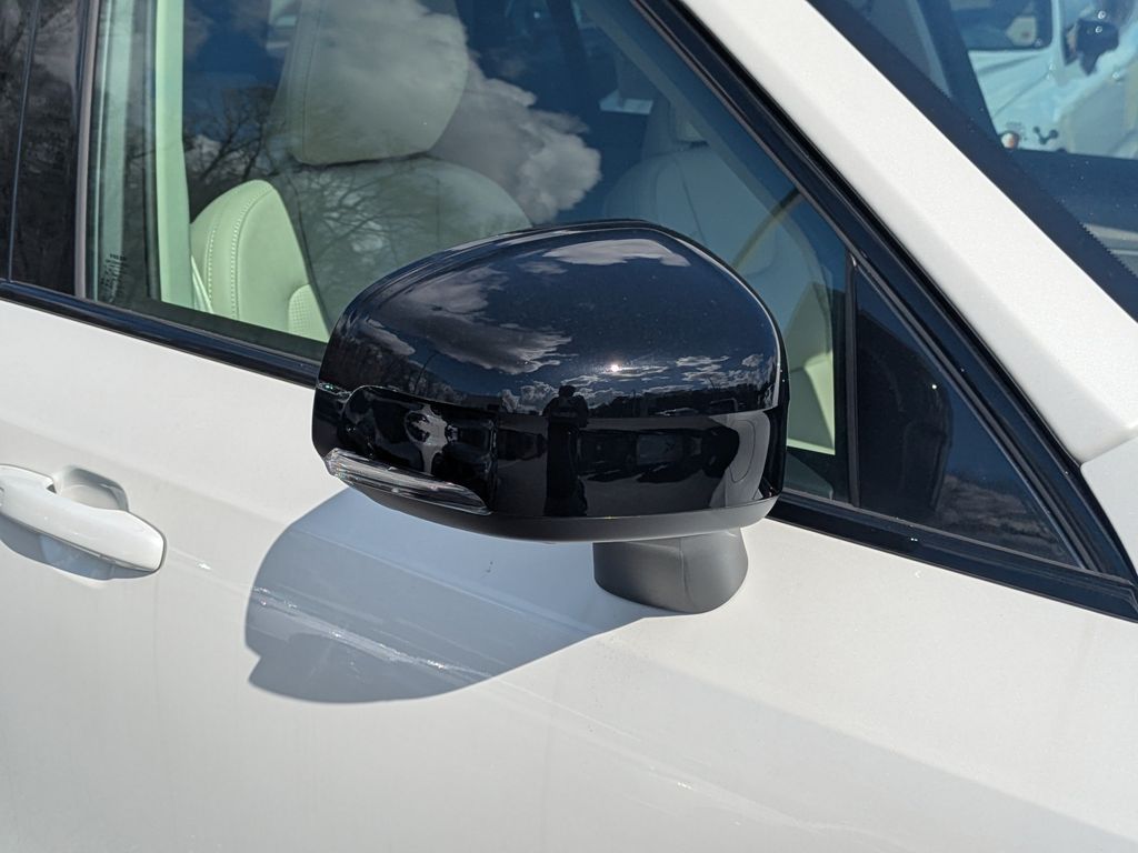 2026 Volvo XC90 Ultra - Photo 11