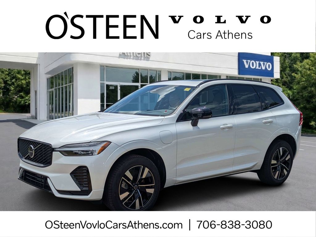 Crystal White 2026 Volvo XC60 SUV / Crossover All-Wheel Drive 8-Speed Automatic