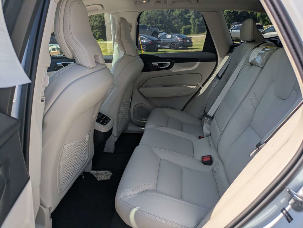 2026 Volvo XC60 Ultra - Photo 15