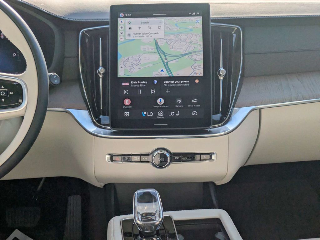 2026 Volvo XC90 Ultra - Photo 19