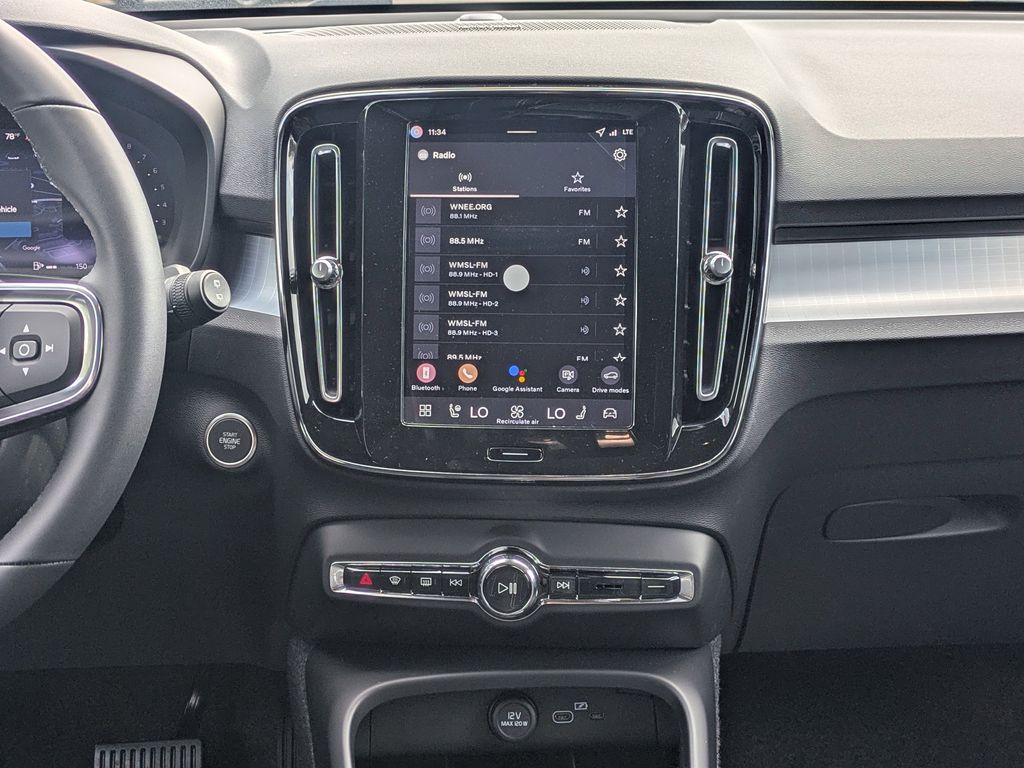 2026 Volvo XC40 Ultra Black Edition - Photo 19