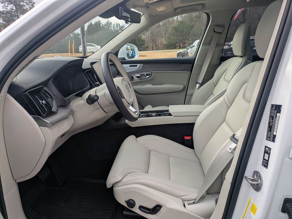 2026 Volvo XC90 Ultra - Photo 21