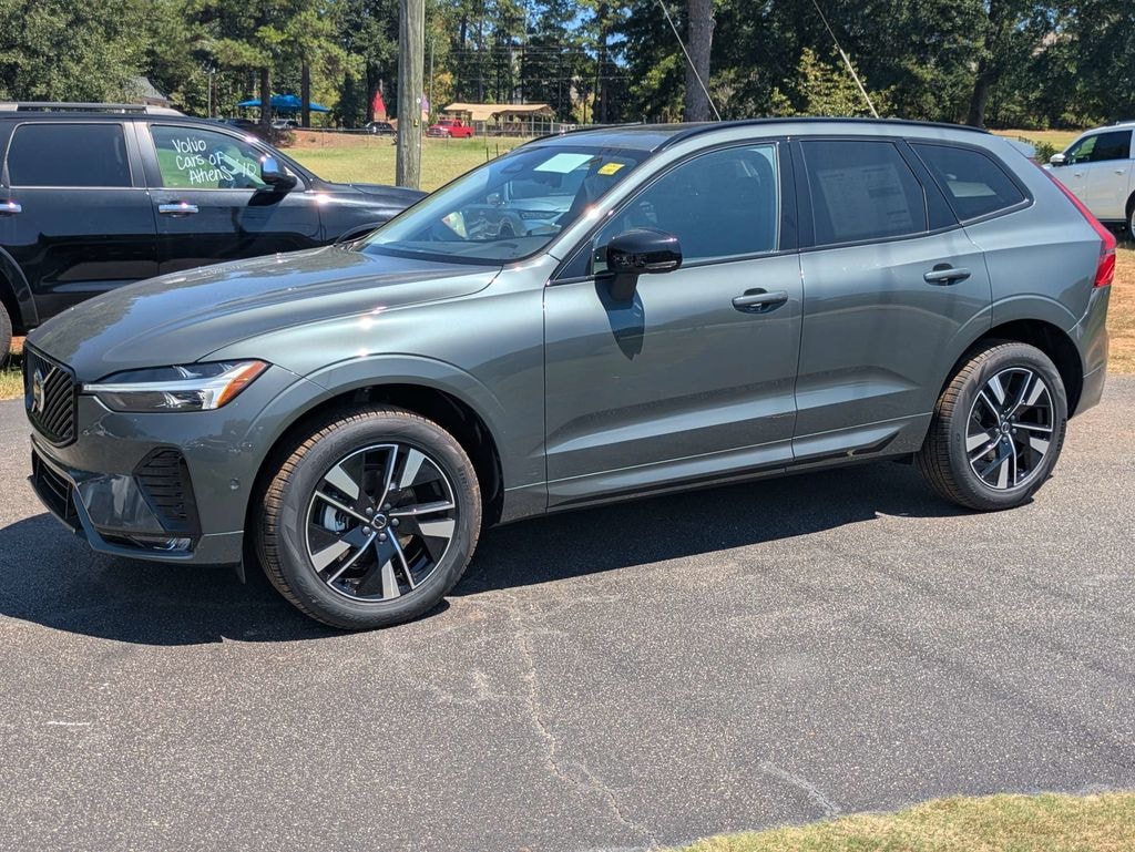 New 2026 Volvo XC60 B5 Plus SUV