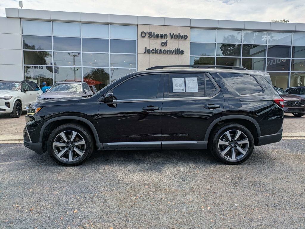 Used 2023 Honda Pilot Touring SUV