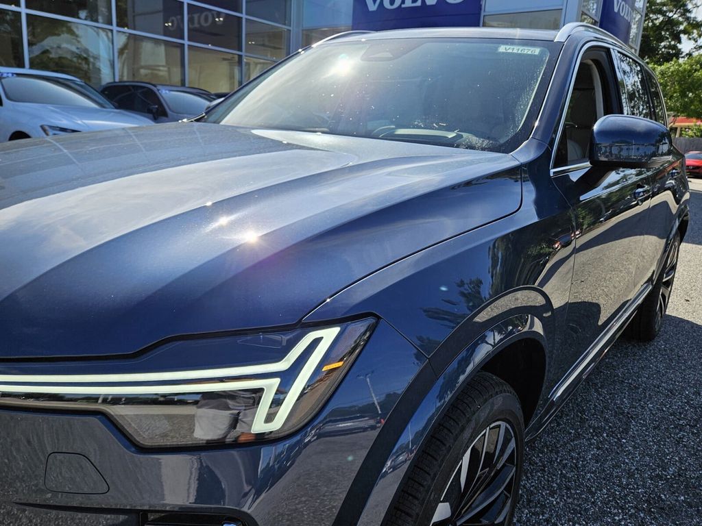 2026 Volvo XC90 Ultra - Photo 22