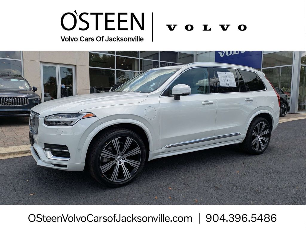 2023 Volvo XC90 T8 Recharge Ultimate 6-Seater 4WD's photo