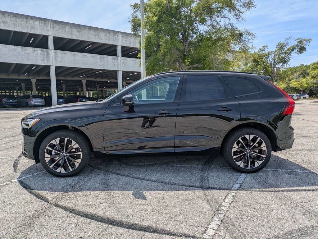 New 2026 Volvo XC60 B5 Plus SUV