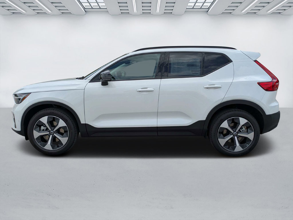 New 2026 Volvo XC40 B5 Plus SUV
