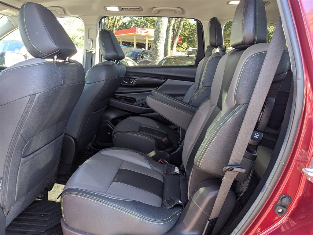 2024 Subaru Ascent Onyx Edition photo 3