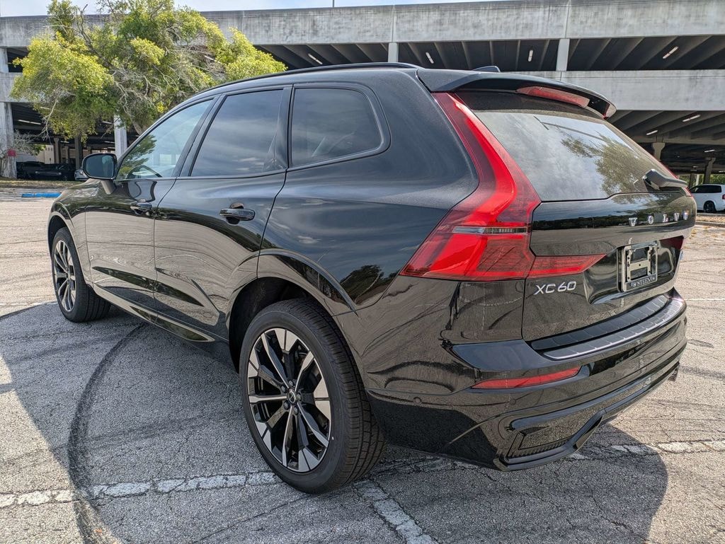 New 2026 Volvo XC60 B5 Plus SUV