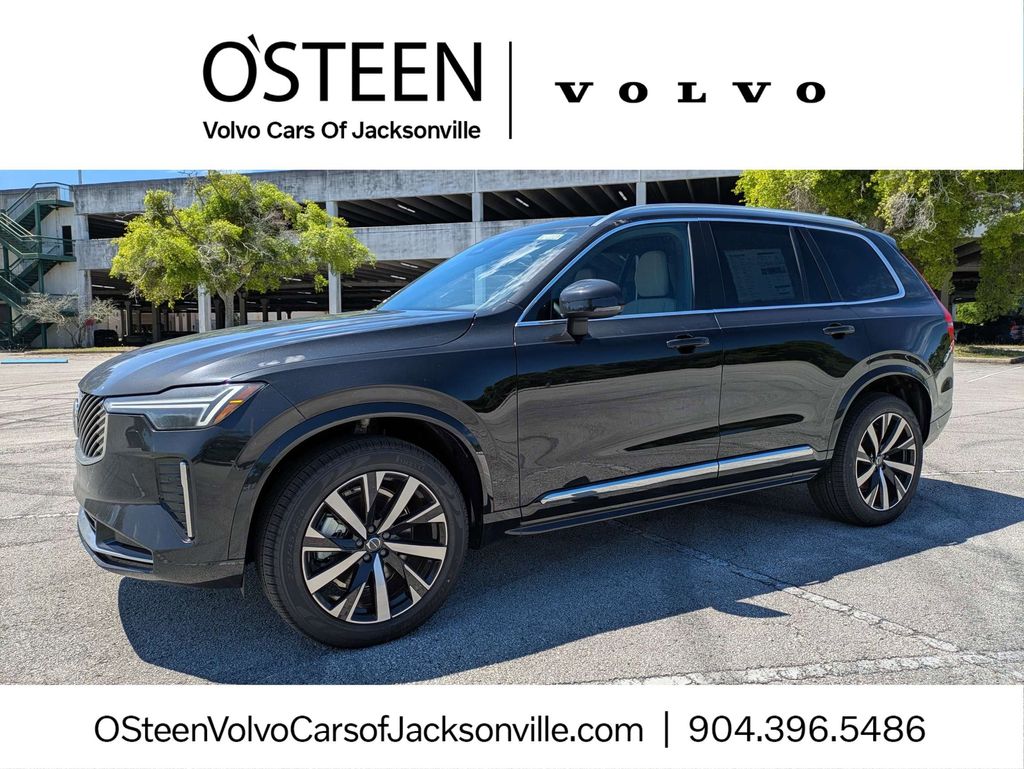 2026 Volvo XC90 B6 Core Bright 4WD's photo