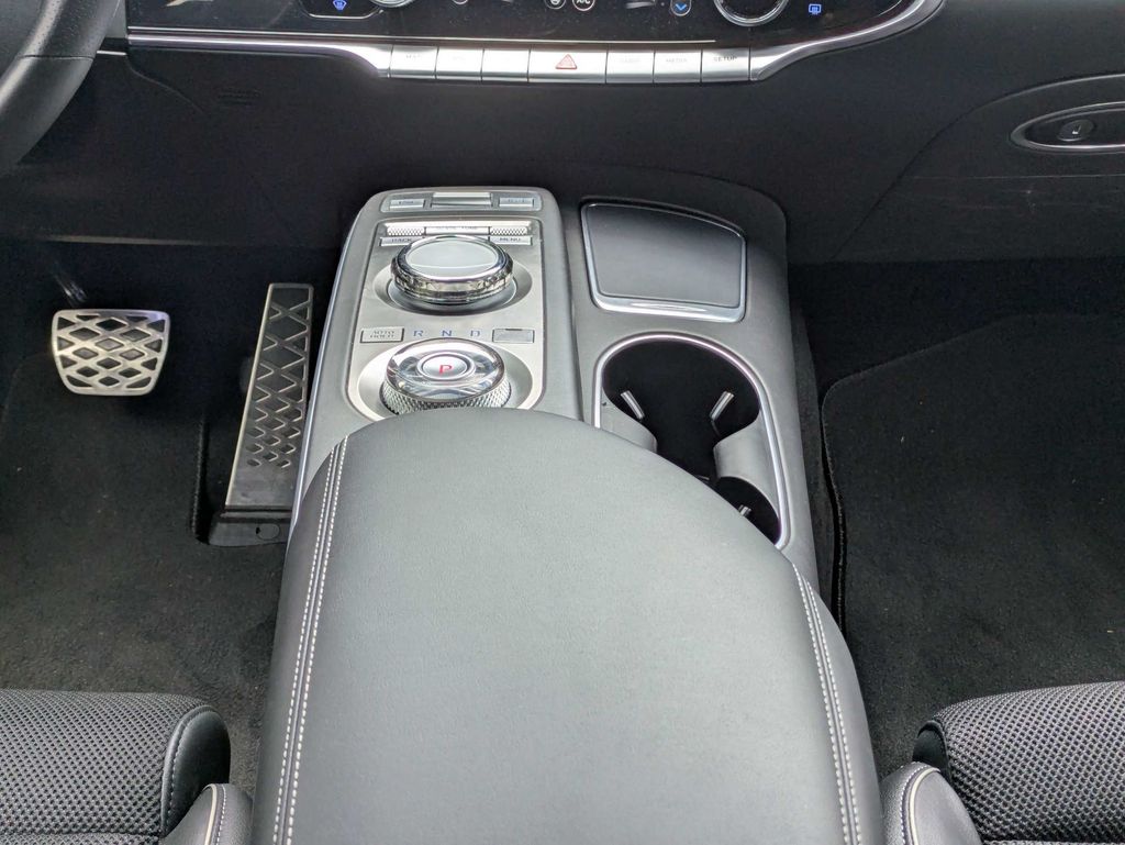 2025 GENESIS GV70 Sport - Photo 24