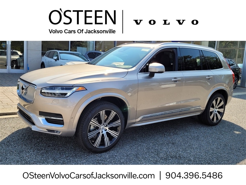 2024 Volvo XC90 Plus's photo