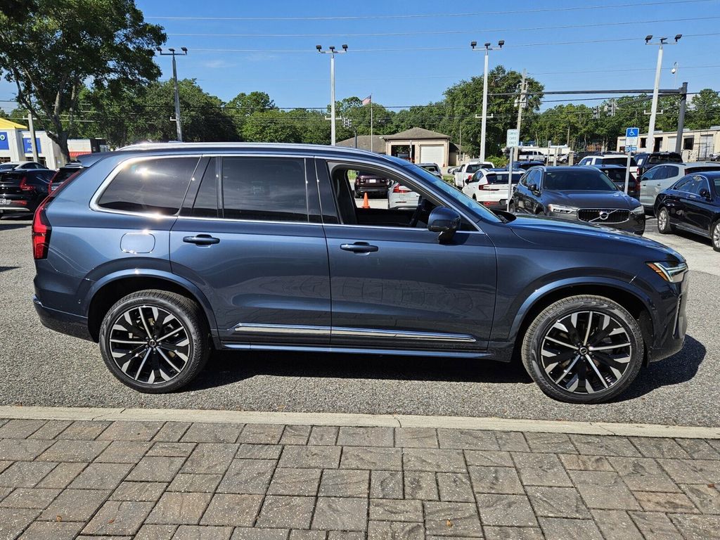 2026 Volvo XC90 Ultra - Photo 16