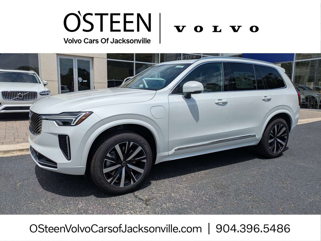 2026 Volvo XC90 plug-in hybrid