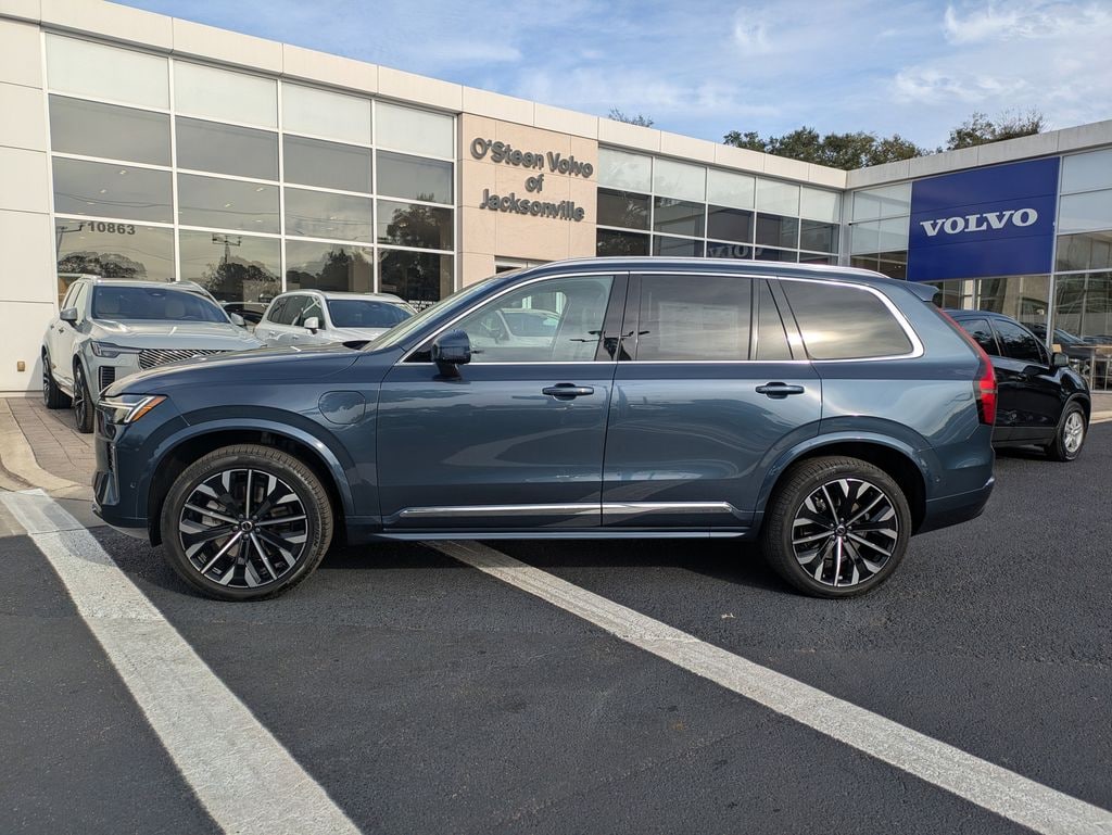New 2026 Volvo XC90 plug-in hybrid T8 Ultra 7-Seater SUV
