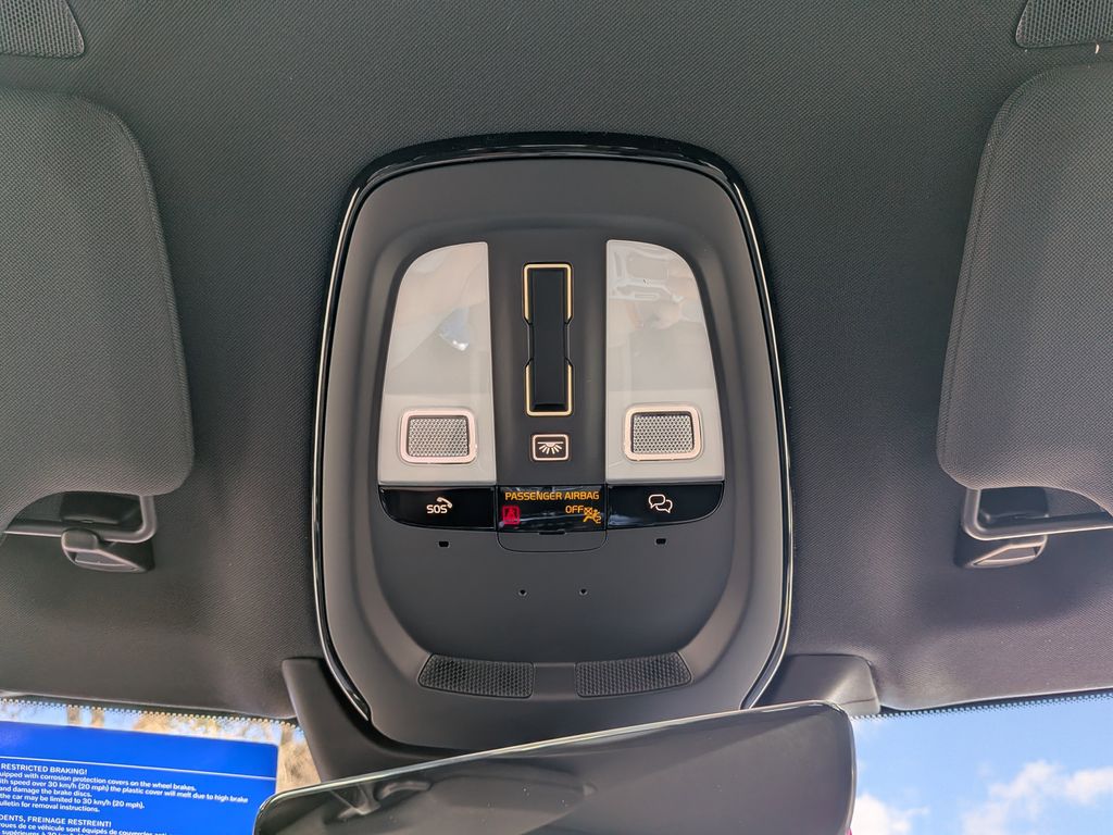 2026 Volvo XC90 Plus - Photo 29