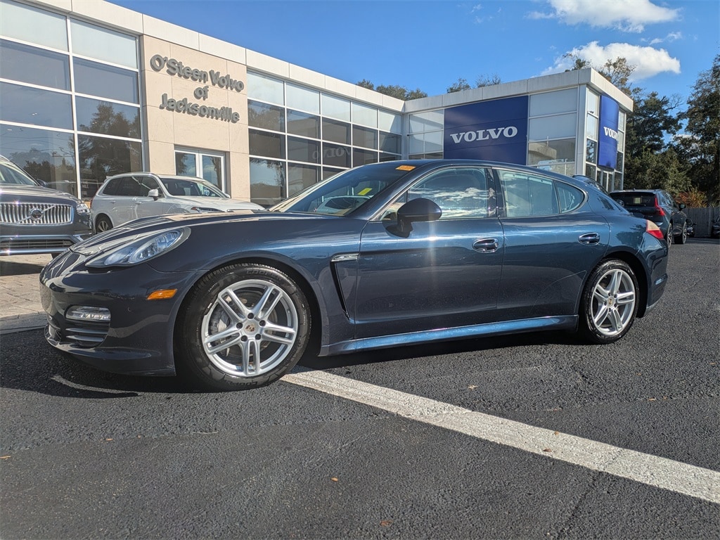 2012 Porsche Panamera Base