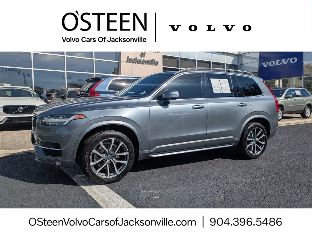 2018 Volvo XC90 Momentum
