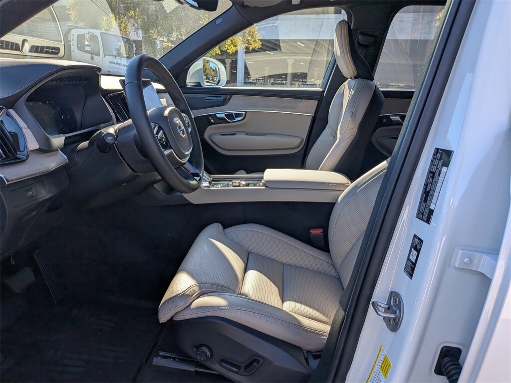 New 2026 Volvo XC90 B6 Ultra 7-Seater SUV