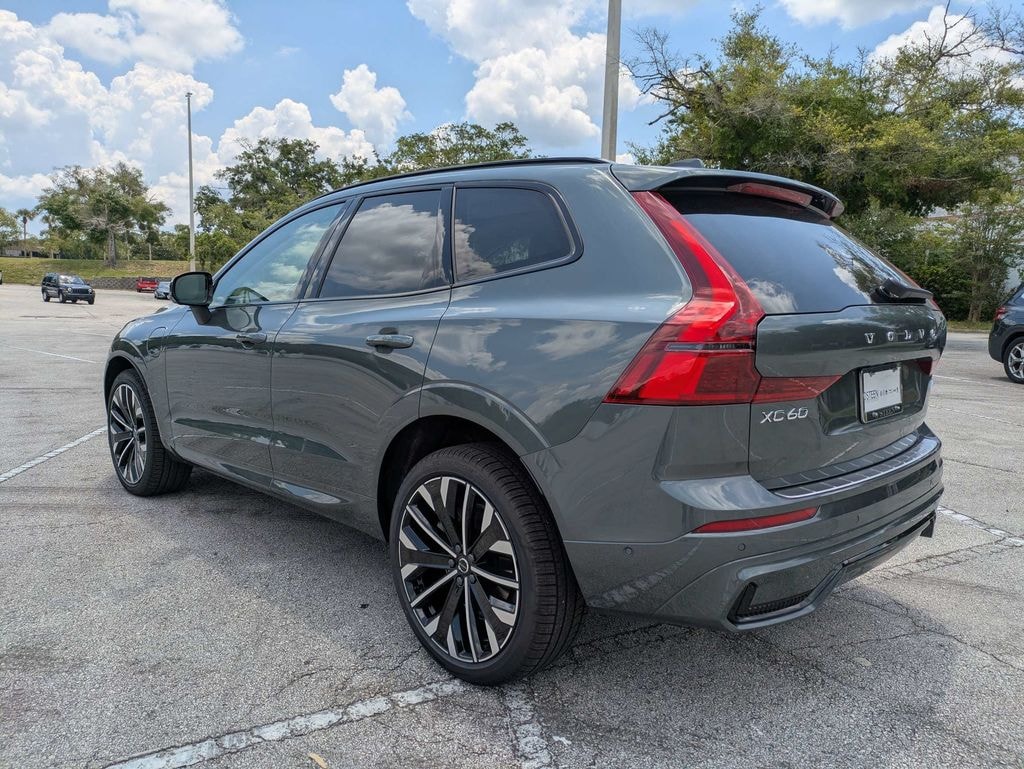 New 2026 Volvo XC60 plug-in hybrid T8 Ultra SUV